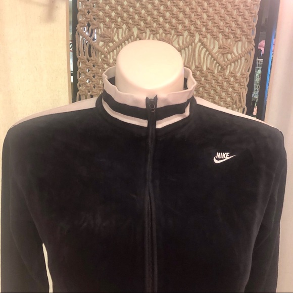 nike suit jackets
